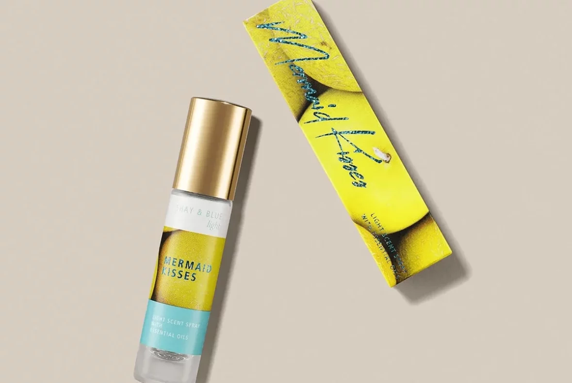 shay-blue-light-mermaid-kisses-10ml-fragrance-10ml-carton-bottle-design